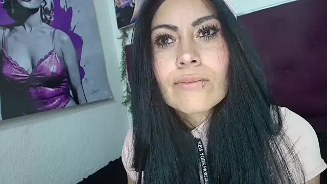 Tania_mature webcam