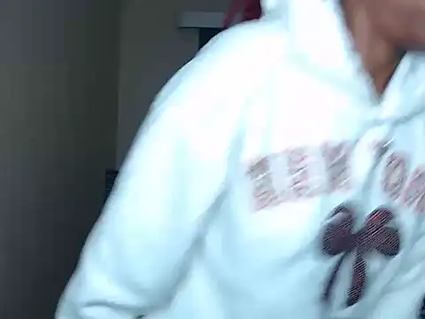 QUEENMANDYY webcam