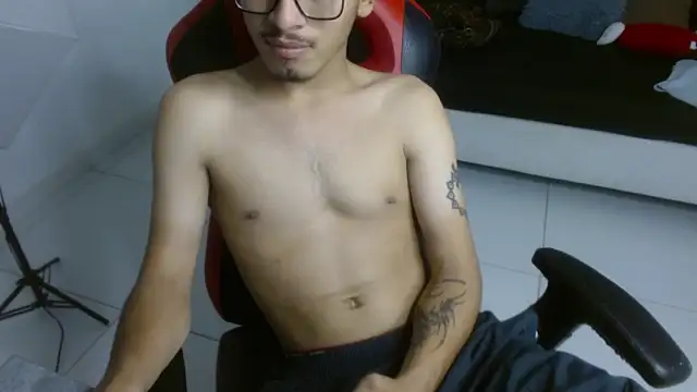 blackfox_desire webcam