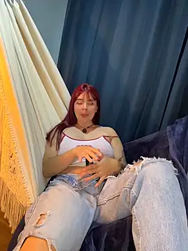 Canneela live cam on StripChat