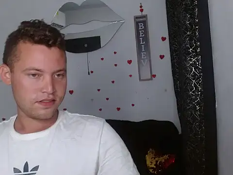 sven_fox723 webcam