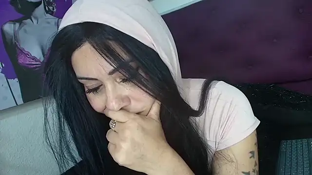 Tania_mature webcam
