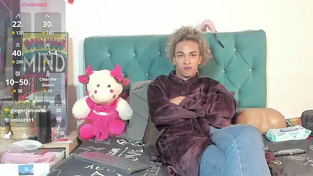 StefanyMiler webcam