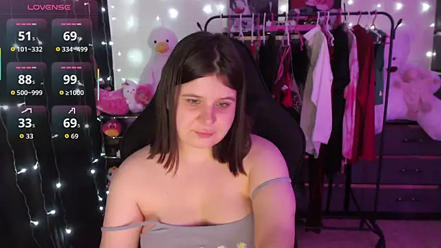 AmyVibess webcam