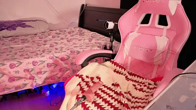 25sweetlilbunny webcam