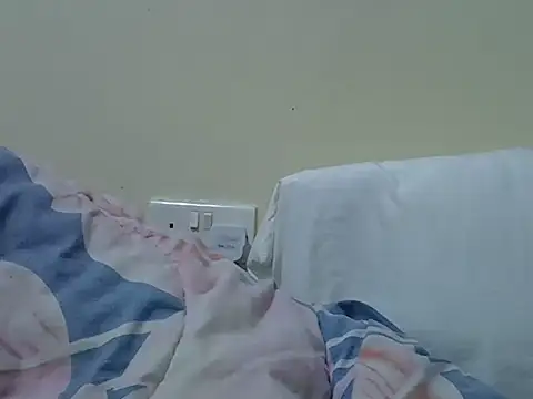 sweetmoh1 live cam on StripChat