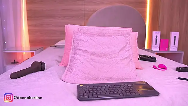 danna_berlin_ webcam