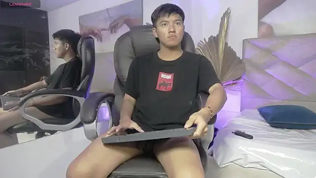 IsakGrant webcam