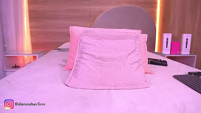 danna_berlin_ webcam
