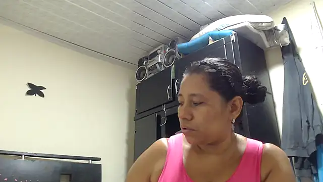 adrixxx38 webcam