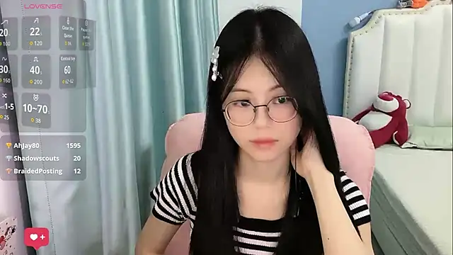 luna-666 - Luna-666's free webcam - UK Sex Cams