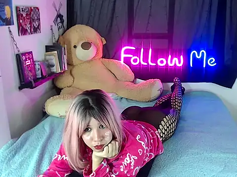 temptation-x - Temptation-x's free webcam - UK Sex Cams
