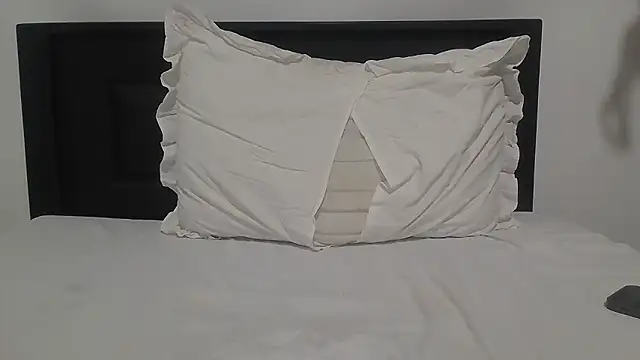BadboySLR_8899 webcam