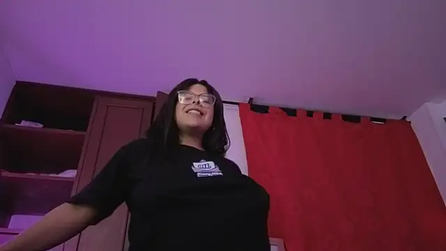 MiaCollinssx webcam