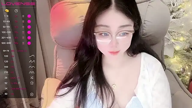 Monica-666888- webcam
