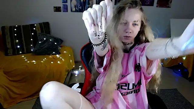 Nica_Kawaii webcam