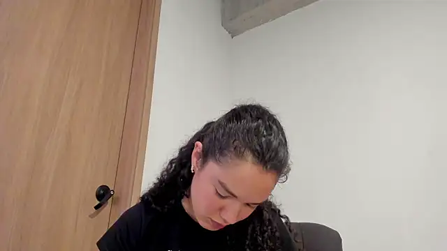 MiaRouseex webcam