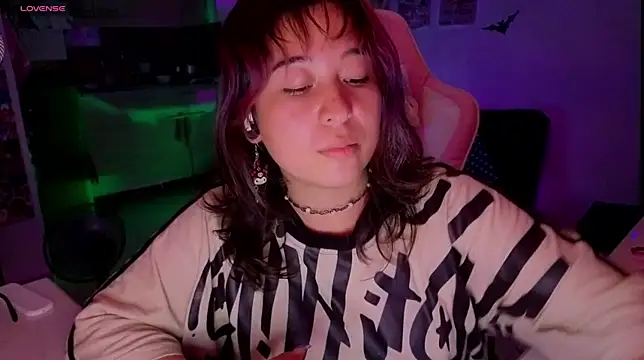 Celeste_Bauman webcam