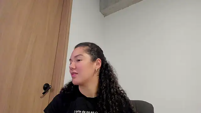 MiaRouseex webcam