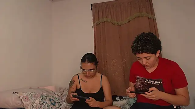 kathy_luisa webcam