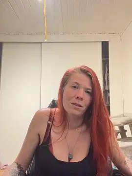LisaLuxx webcam