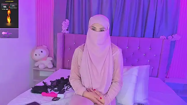 Nayla-Mouna webcam