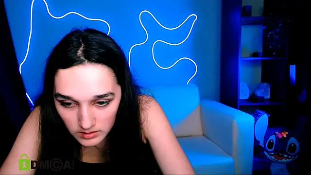 katrinxxxx live cam on StripChat
