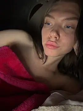Lisaaa_Alisa webcam
