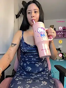 lucy_grey25 webcam