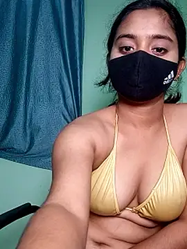 shrutee12 webcam