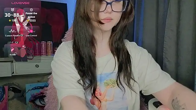 hornyprincess19 webcam