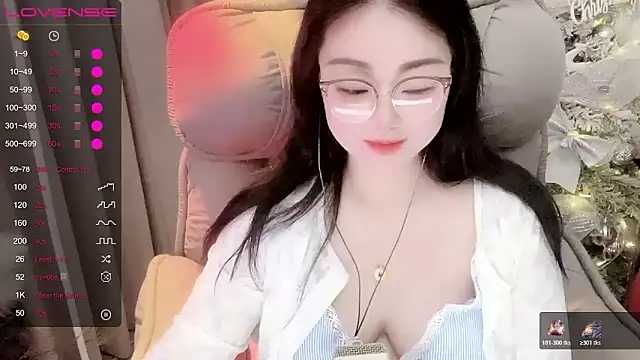 Monica-666888- webcam