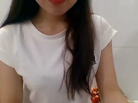 kiraa-007 webcam