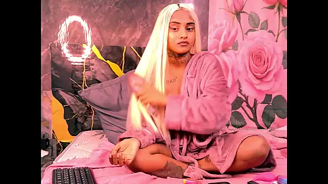 indian_barbie webcam