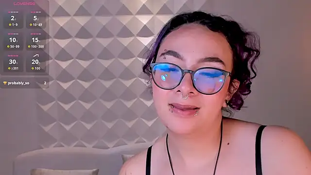 LoiseHarper webcam