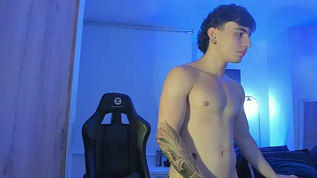 zack_lenox webcam
