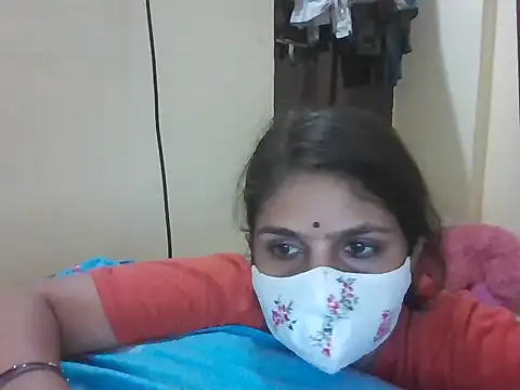 YourEbonyMuse webcam