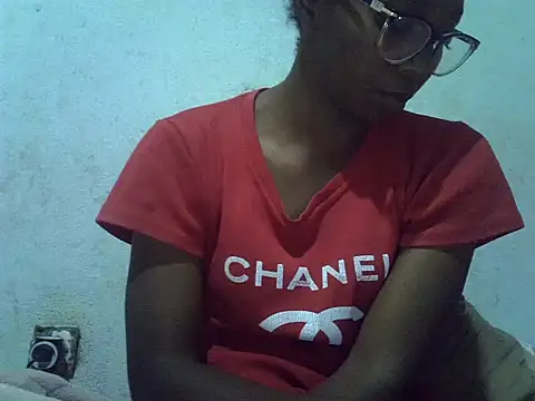 ElianeHot webcam
