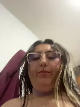 KaroVelvet webcam