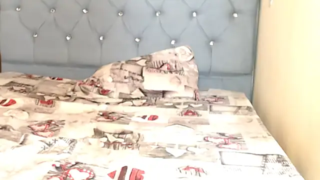 VICTORYXS1 live cam on StripChat