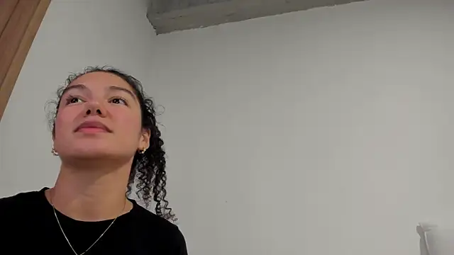MiaRouseex live cam on StripChat