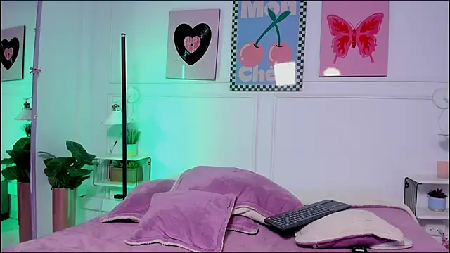 Sharon_Adamss webcam