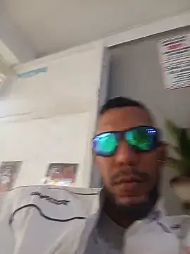UnreadyChutzpa webcam
