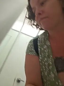 julimonroe webcam
