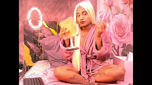 indian_barbie webcam