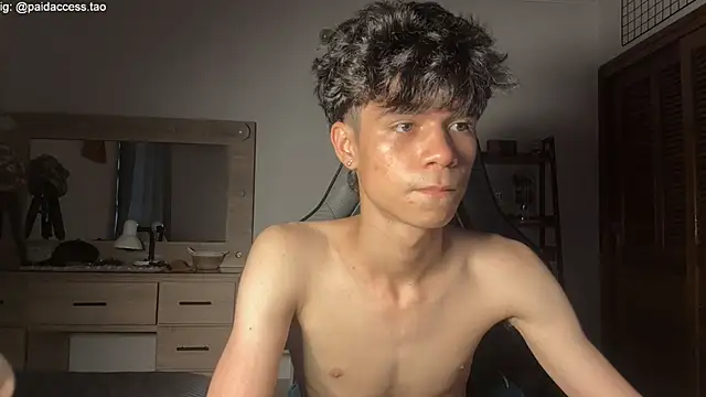 OopsAgain_ webcam