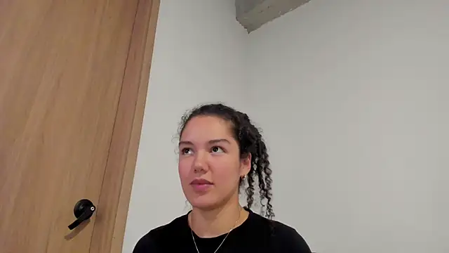 MiaRouseex webcam