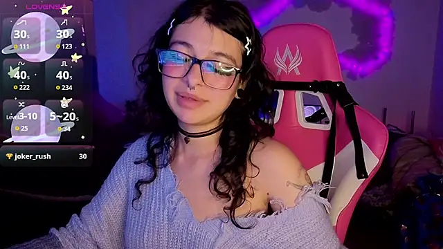 larah_uwu webcam