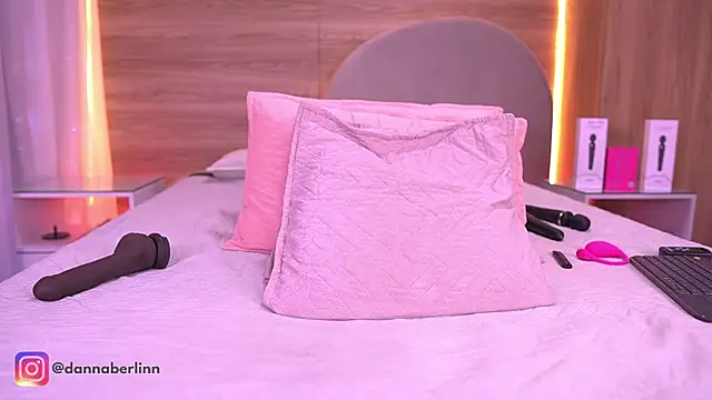 danna_berlin_ webcam