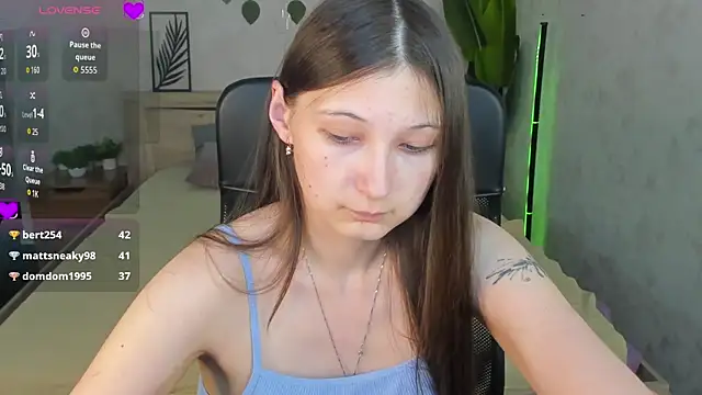 Ella_Burns webcam